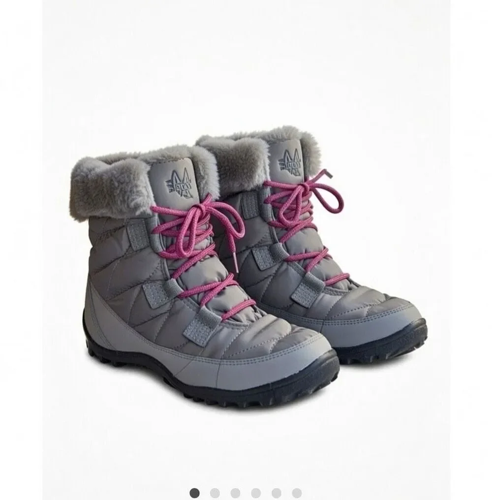 Columbia Waterproof Women's Snow Boots Size 4 Color Gray Condition Used